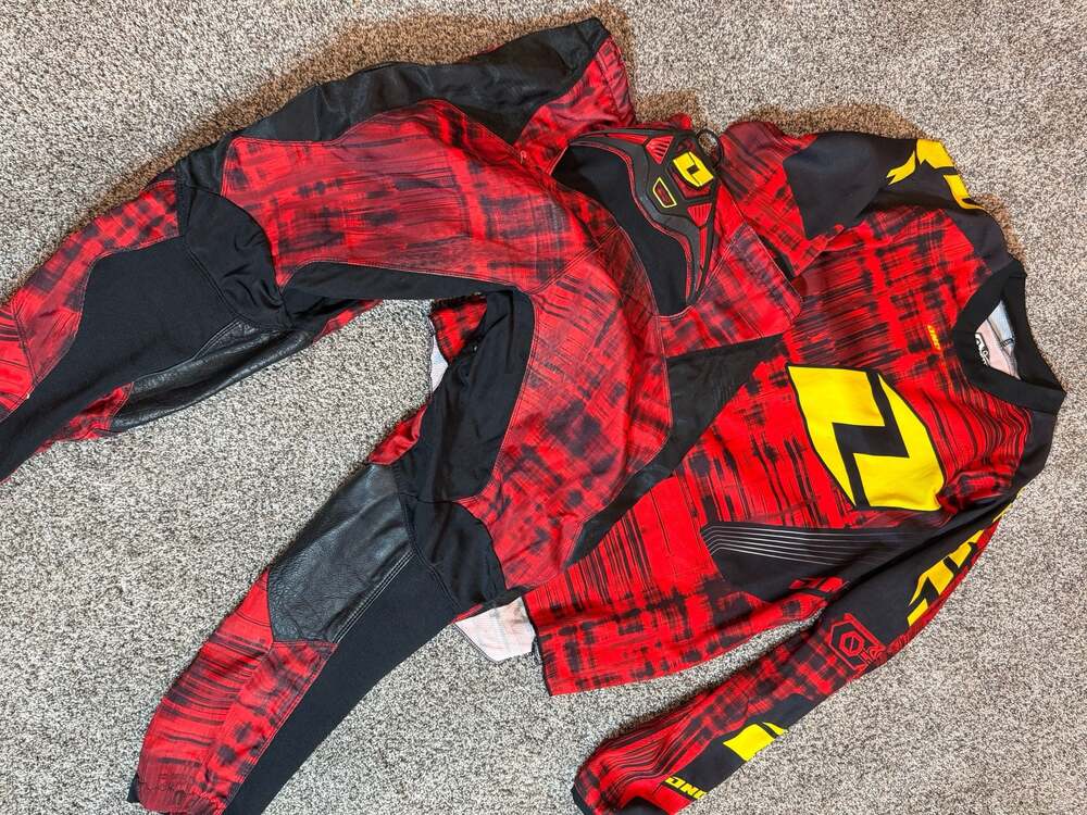 ONE Industries Motocross Gear Set Jersey Size M and Pants Red Black Yellow